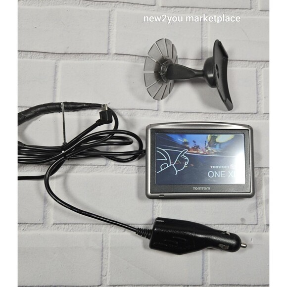 TomTom One XL 4S00.008 GPS Bluetooth Navigator Touch Screen 4.3" Maps Tom Tom - Picture 16 of 16